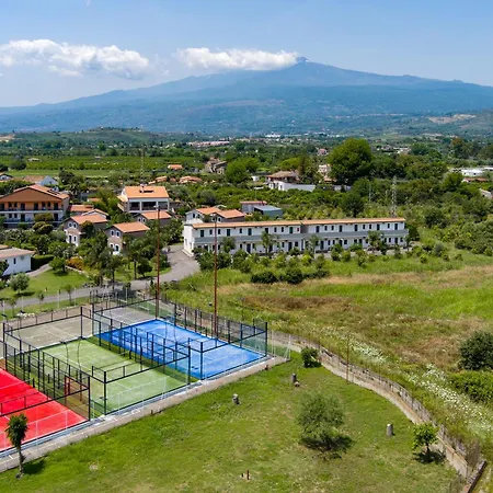 Resort Villaggio Alkantara 3*