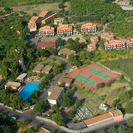 Villaggio Alkantara Джардини-Наксос