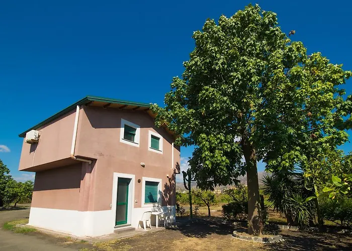 Villaggio Alkantara Курортный комплекс 3*