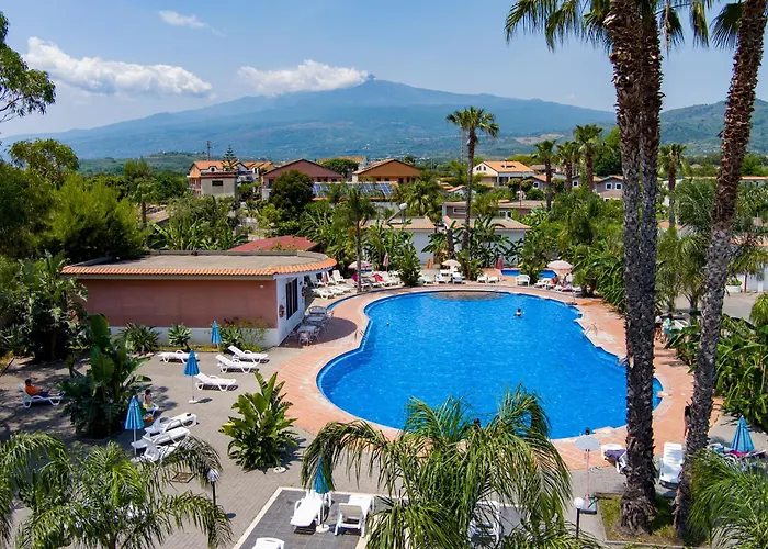 Курортный комплекс Villaggio Alkantara 3*