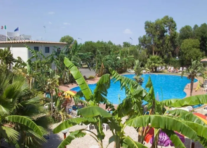 Villaggio Alkantara Джардини-Наксос